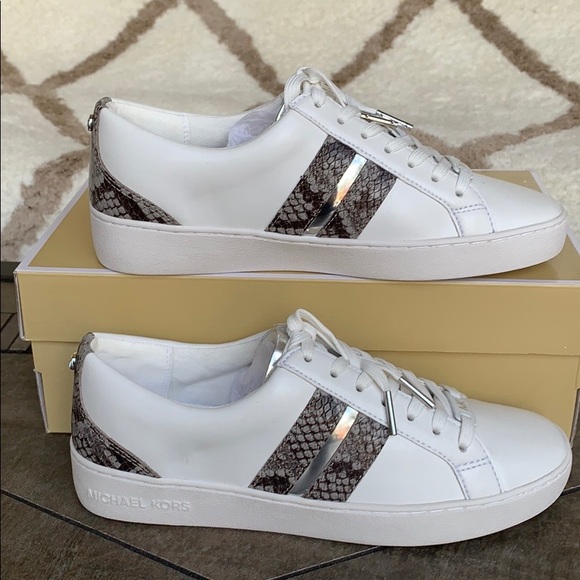 MICHAEL KORS CATELYN STRIPE LACE UP NAPPA PU PEARL - Picture 15 of 16